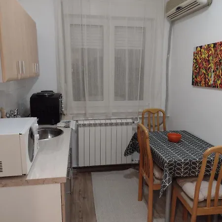 Kaja Appartement *